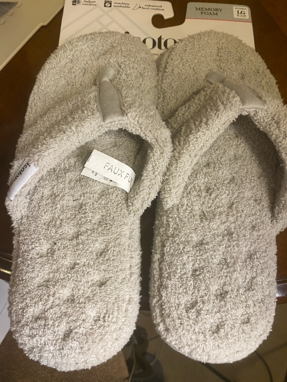 isotoner Plush Faux Fur Memory Foam Flip Slippers - Light Gray